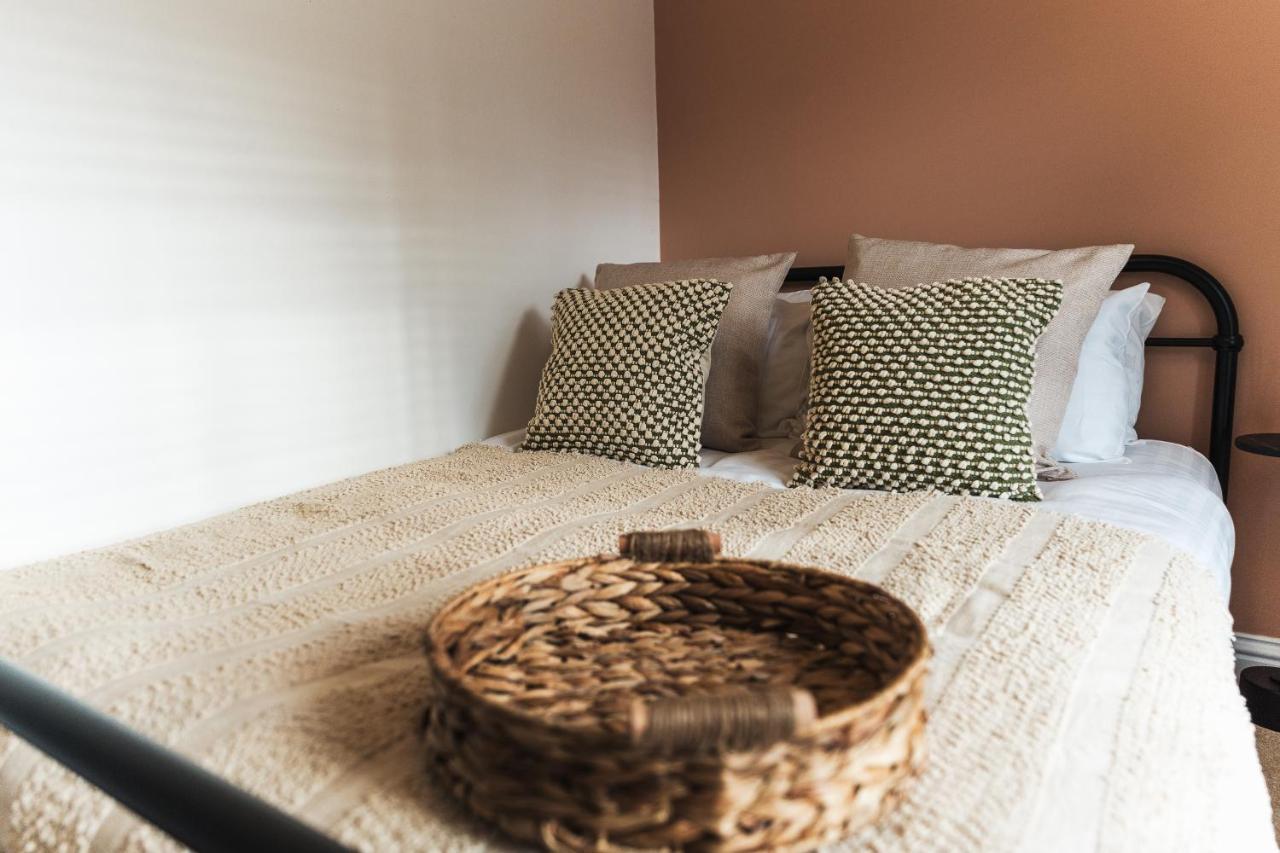 Wych Cottage, Striking 2 Bed, Parking, Ground Floor Flat - Step Free Somerton  Exteriér fotografie